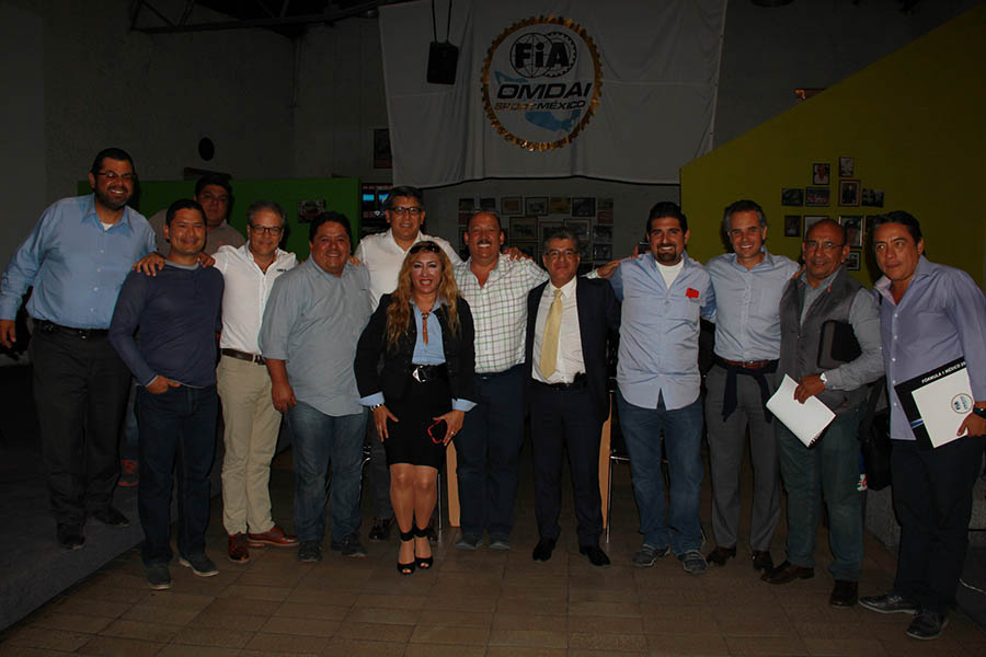 Reunión previa al arranque del campeonato National Karting México 2016