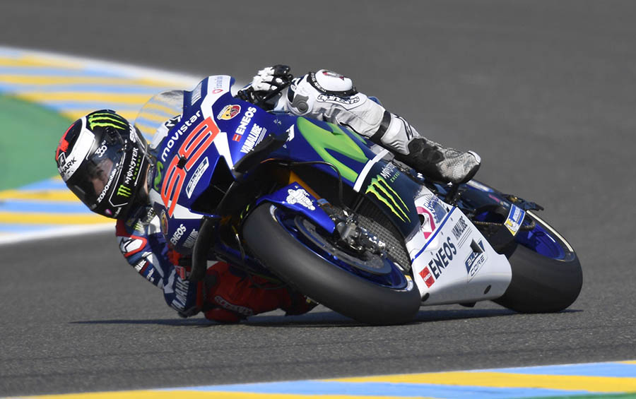 Jorge Lorenzo toma las riendas en el primer día del MotoGP en Le Mans