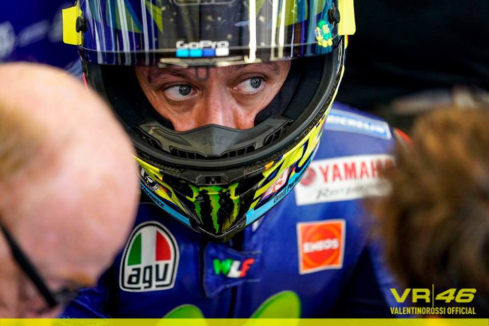 Rossi completa primera prueba en Misano
