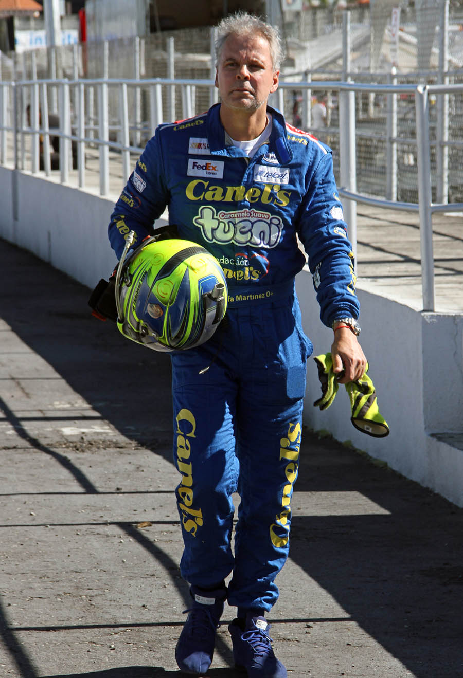 Rafa Martínez a darlo todo en la Final de NASCAR cumpliendo 41 años de piloto