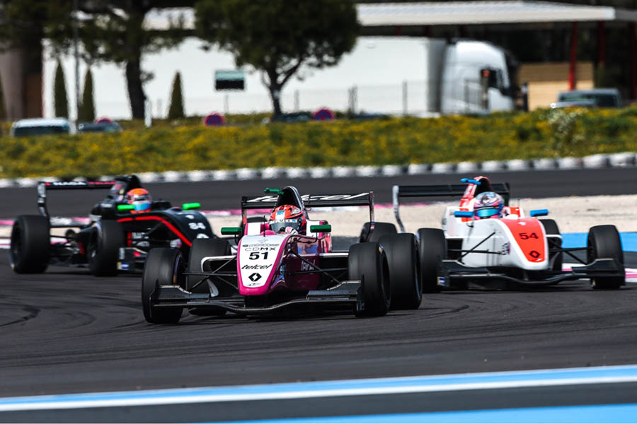Axel Matus en lugar 20 la carrera 1 de la Fórmula Renault 2.0 Eurocup en Paul Ricard