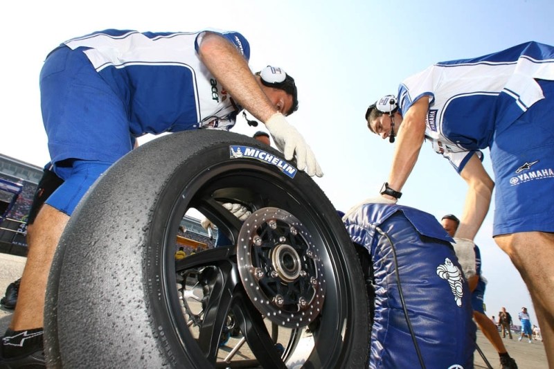 Los neumáticos en Sachsenring: todo a izquierdas