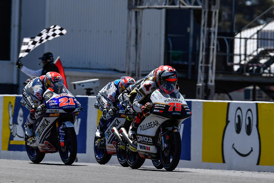 Albert Arenas suma su segundo triunfo de la temporada #Moto3 #AustralianGP