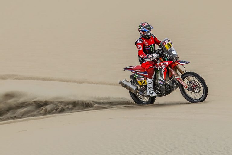 Nacho Cornejo da un salto adelante en la penúltima etapa de Dakar 2019