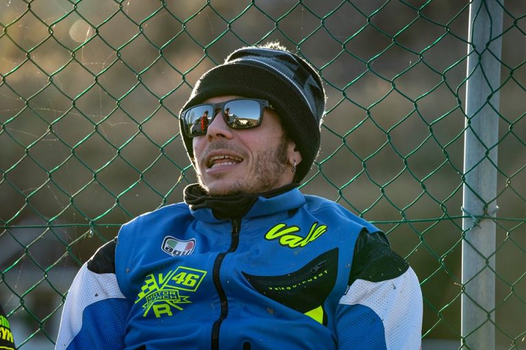 Rossi ingresa en el club de leyendas deportivas con 40 años