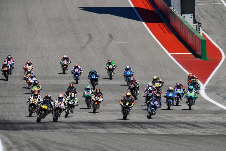 Canet conquista Austin y Masià es nuevo líder de Moto3™ #AmericasGP