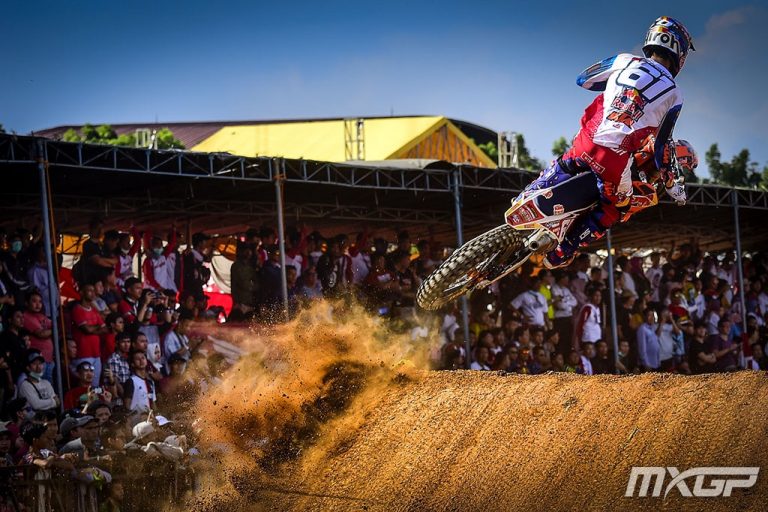 VIDEO: Round 11 NEWS Highlights – MXGP of Indonesia 2019