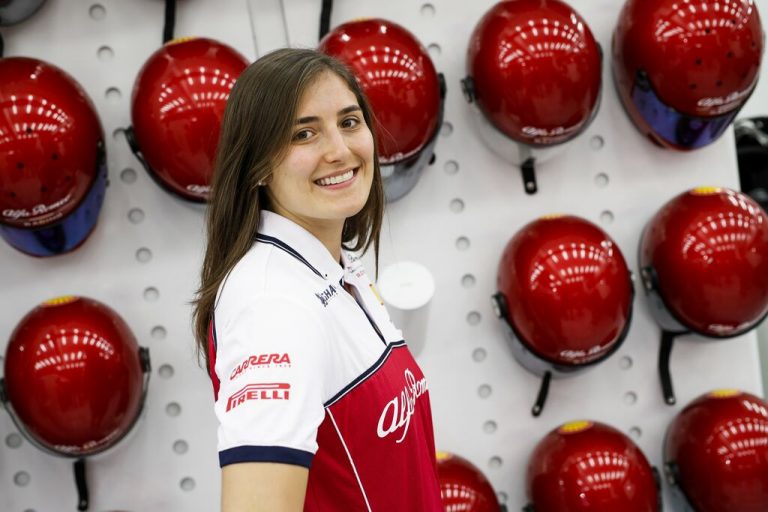 Por tercera ocasión Tatiana Calderón probará un F1