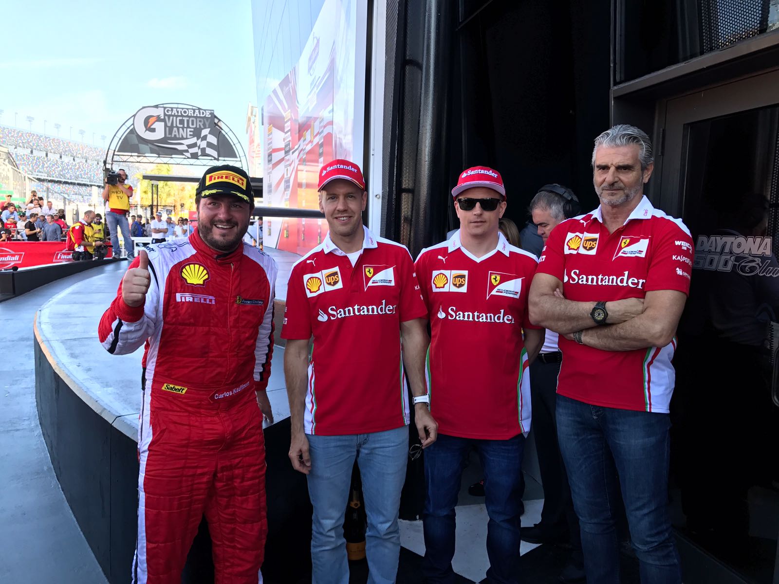 Carlos Eduardo Kauffmann campeón mundial de Ferrari Challenge