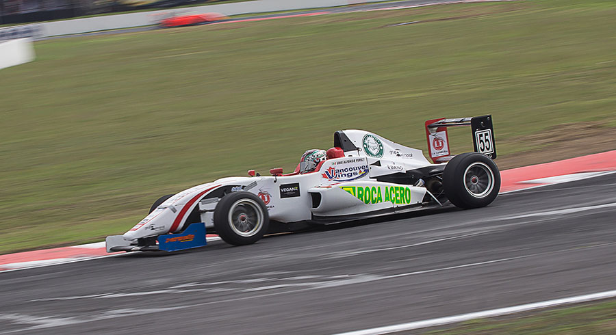 Luis Alfonso Pérez gana la segunda fecha de la Fórmula Panam