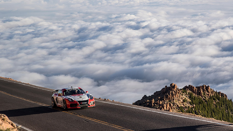 Porsche en la ‘Carrera hacia las Nubes’
