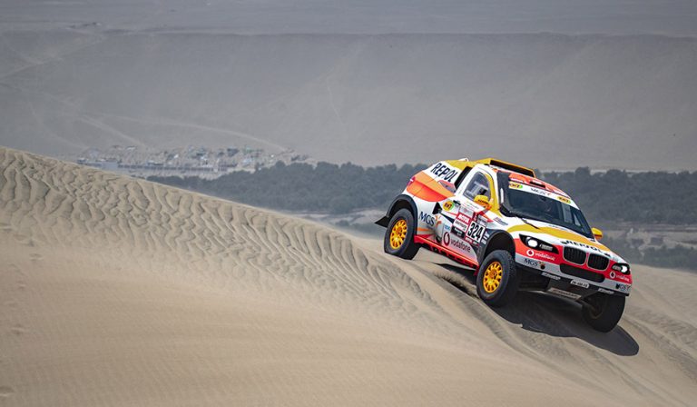Isidre Esteve se lleva un gran susto en la sexta etapa del Dakar 2019