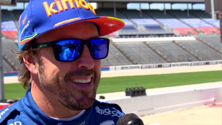 VIDEO: Fernando Alonso tested an IndyCar Texas Motor Speedway 2019