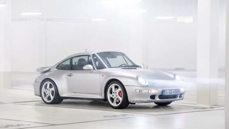 Sin aire: Porsche presentó el nuevo 911 Turbo en 1995