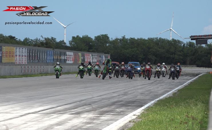 Video Blog 43 PXLV Junior SuperSport fecha 5 Nacional Velocidad Autódromo Yucatán RBM 2022