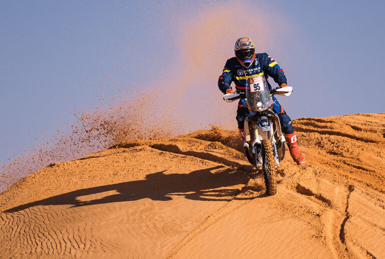 Nicolás Cardona en el top 20 categoría Rally 2 Etapa 6 #Dakar2023