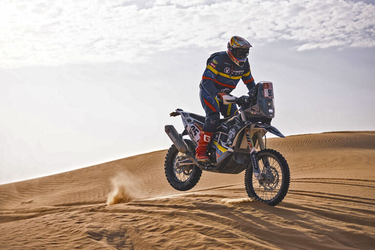 Motociclista Venezolano Nicolás Cardona, a un día de la meta del #Dakar2023
